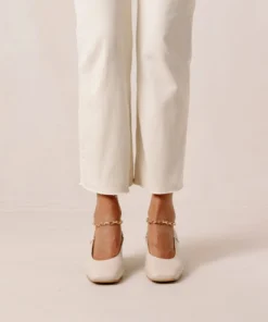 ALOHAS Agent Anklet Ivory Shoes