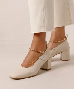 ALOHAS Agent Anklet Ivory Shoes