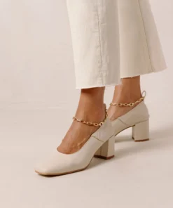 ALOHAS Agent Anklet Ivory Shoes