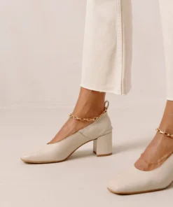 ALOHAS Agent Anklet Ivory Shoes
