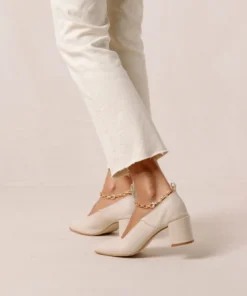 ALOHAS Agent Anklet Ivory Shoes
