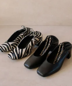 ALOHAS Agent Safari Black White Print Shoes
