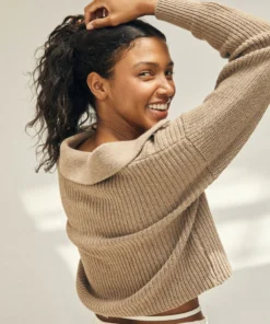 ALOHAS Airliner Sweater Nutmeg Clothing