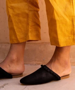 ALOHAS Shoes Alex Pom Pom Black