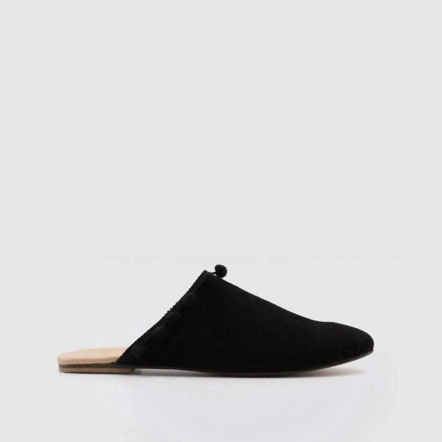 ALOHAS Shoes Alex Pom Pom Black 2 ALOHAS Shoes Alex Pom Pom Black