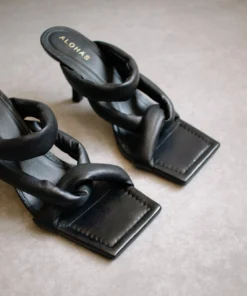 ALOHAS Shoes Amaretto Black Sandal