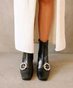 ALOHAS Antassia Black