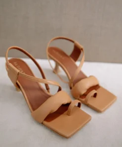 ALOHAS Shoes Asymmetric Straps Camel
