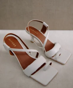 ALOHAS Asymmetric Straps White Shoes