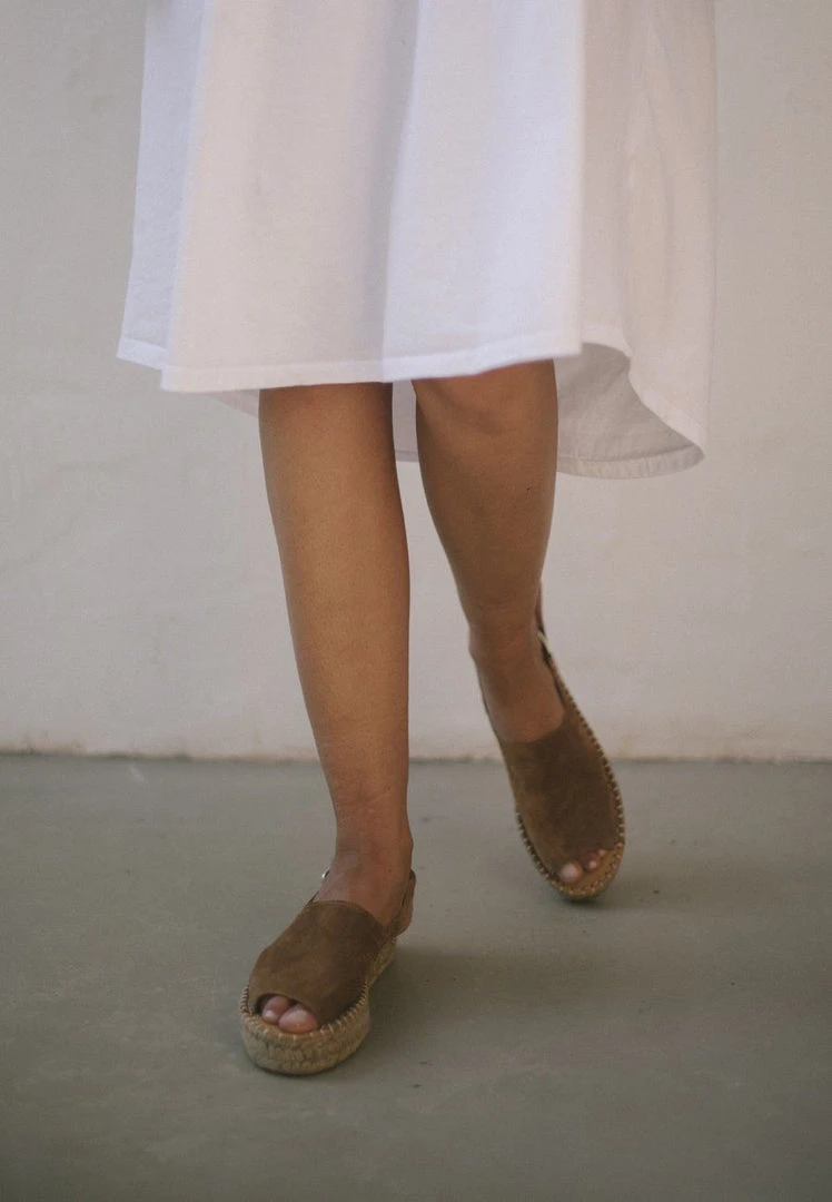 ALOHAS Shoes Back Strap Camel 2 ALOHAS Shoes Back Strap Camel