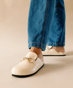 SVEGAN Benny Warm White Loafers