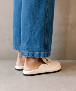 SVEGAN Benny Warm White Loafers