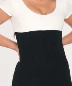 TheManola Body Short Sleeve Black Clothing