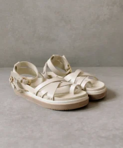 ALOHAS Buckle Up Ivory 17 ALOHAS Buckle Up Ivory