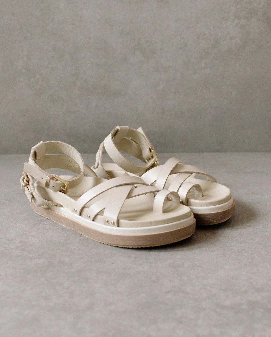 ALOHAS Buckle Up Ivory 9 ALOHAS Buckle Up Ivory