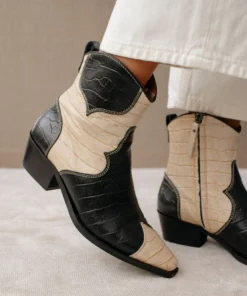 ALOHAS Buffalo Black And White Shoes