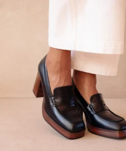 ALOHAS Busy Black Shoes