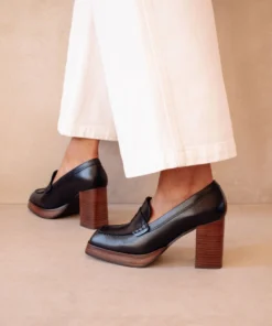 ALOHAS Busy Black Shoes