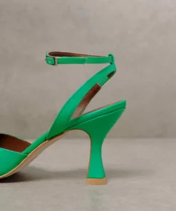 ALOHAS Cinderella Neon Green Shoes