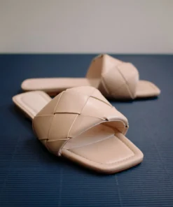 Svegan Claquettes Woven Chai Beige