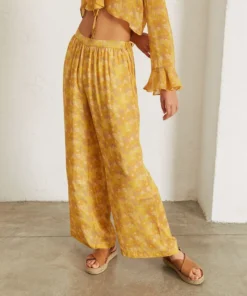 ALOHAS Clothing Cliffhanger Freesia Mellow Yellow