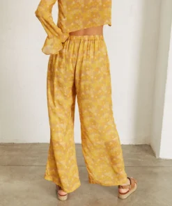 ALOHAS Clothing Cliffhanger Freesia Mellow Yellow