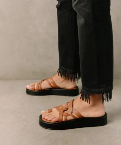 ALOHAS Cool Tan Sandal