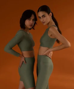 TheManola Clothing Core Top Green Army