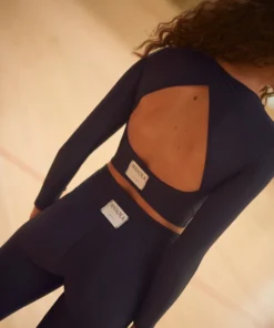 TheManola Core Triangle Back Long Top Deep Blue