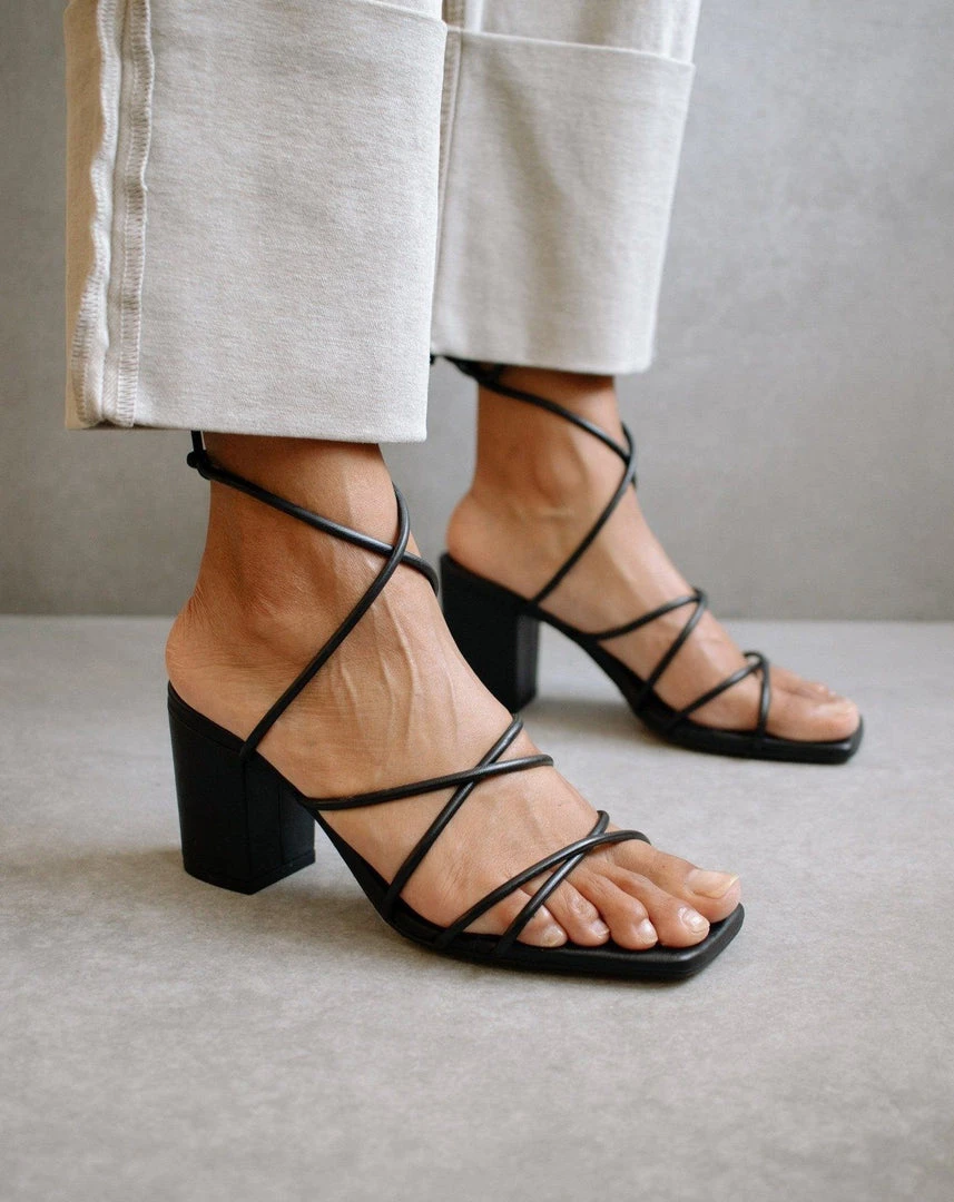 ALOHAS Cosmopolitan Black Sandal Shoes 2 ALOHAS Cosmopolitan Black Sandal Shoes