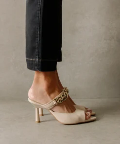 ALOHAS Daisy Ivory Shoes