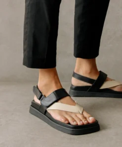 ALOHAS Decade Bicolor Black Ivory Shoes