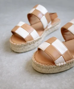 ALOHAS Shoes Double Strap Scacchi Camel & Ivory