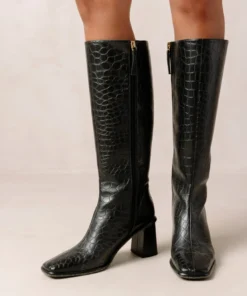 ALOHAS East Apple Alli Black Shoes