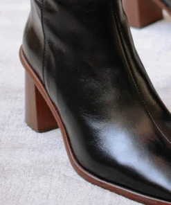 ALOHAS Shoes East Black