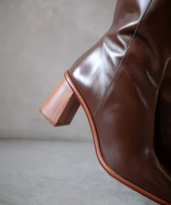 ALOHAS East Coffee Brown Shoes