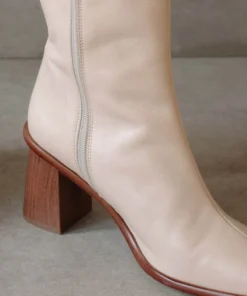 ALOHAS Shoes East Off White