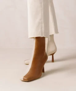 ALOHAS Frappé Camel Cream Shoes