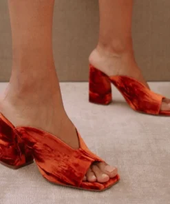 ALOHAS Frenchie Orange Velvet