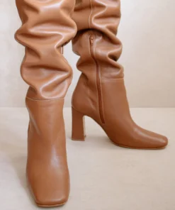 ALOHAS Hit Me Up Camel Shoes