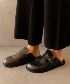 ALOHAS Incense Furry Black Shoes