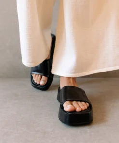 Svegan Janice Black Sandals Shoes