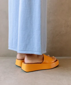 Svegan Janice Spicy Orange Sandals