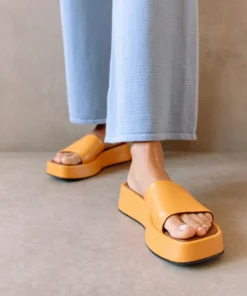 Svegan Janice Spicy Orange Sandals