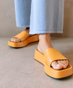 Svegan Janice Spicy Orange Sandals
