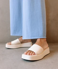 Svegan Shoes Janice Warm White Sandals