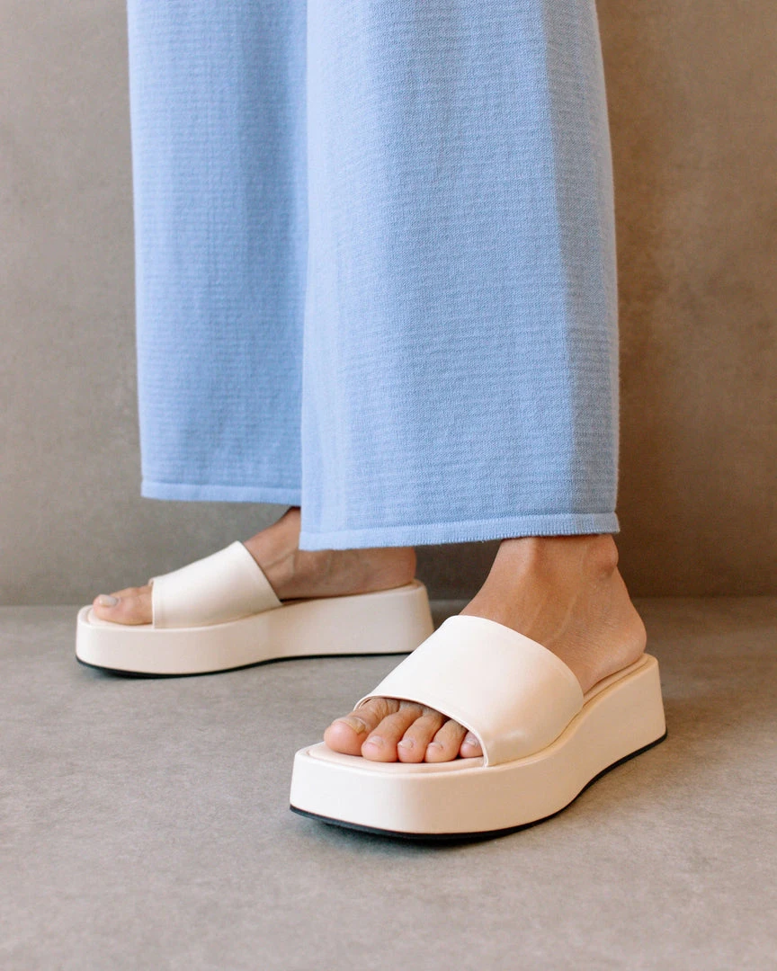 Svegan Shoes Janice Warm White Sandals 1 Svegan Shoes Janice Warm White Sandals