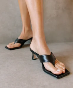 SVEGAN Jolla Black Sandals
