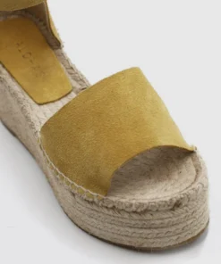 ALOHAS Karmen Mustard Shoes
