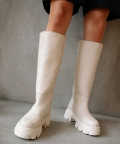 ALOHAS Katiuska Goal Digger Ivory Shoes